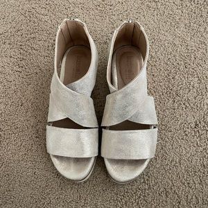 Bussola sandals size 36 !!